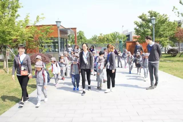 紐頓幼兒園學(xué)生歡度體驗(yàn)日